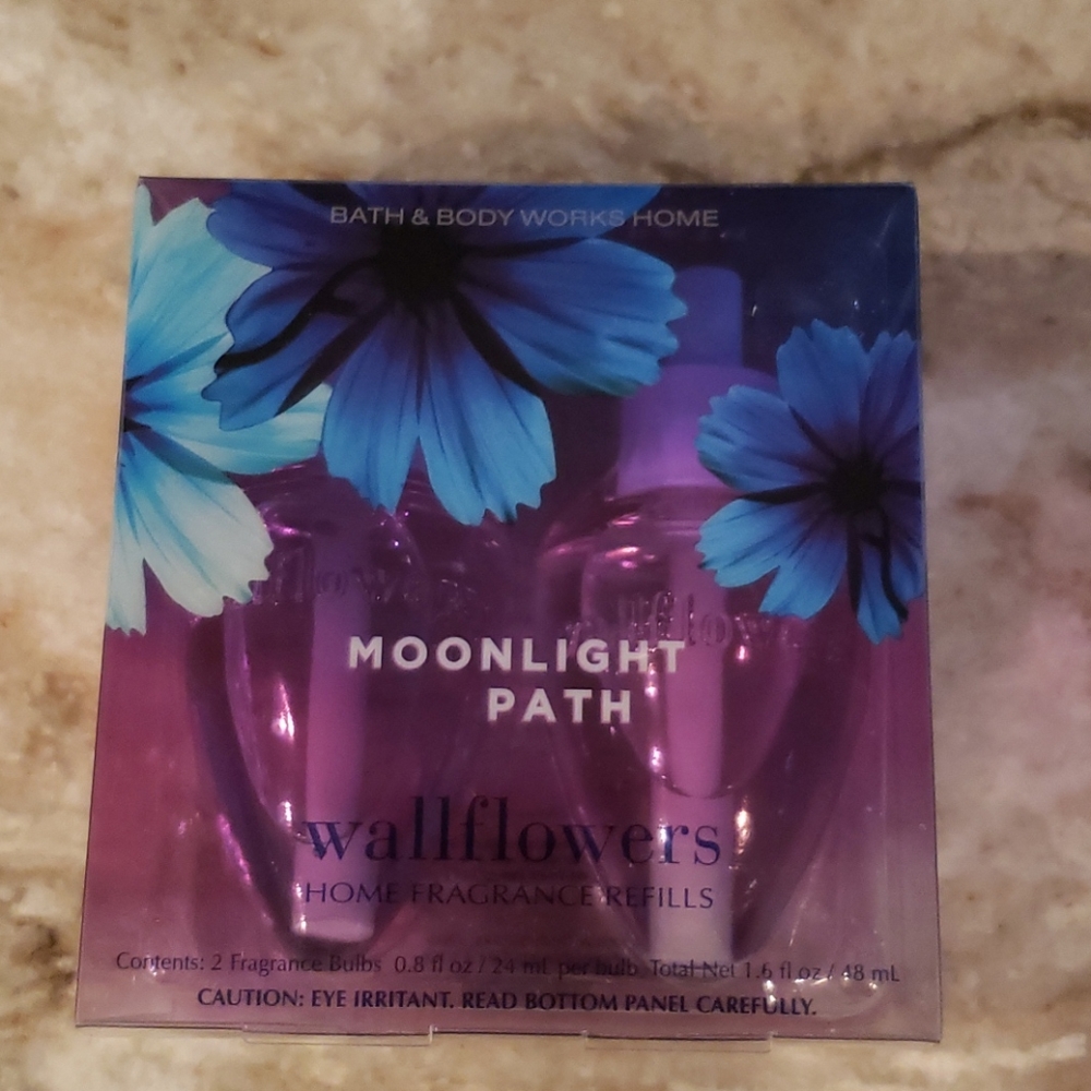 Bath & Body works wallflowers moonlight path